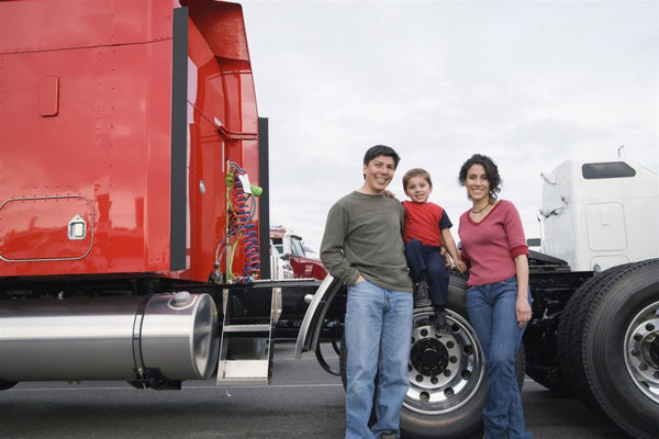 Truckers & Relationships: Maintaining a Relationship While Traveling