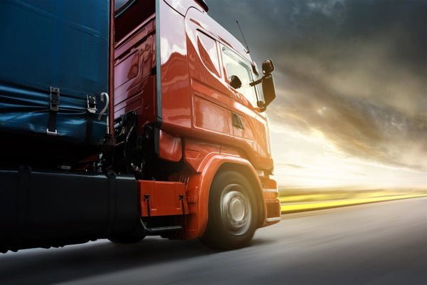 The Dangers of Tailgating Every Truck Drive Should Know