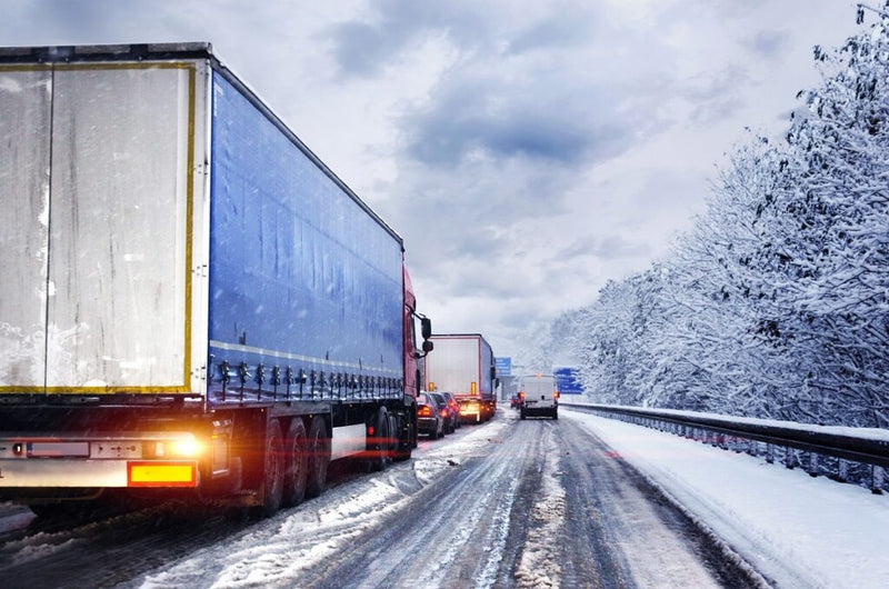 9 Holiday Safety Tips for Truck Drivers