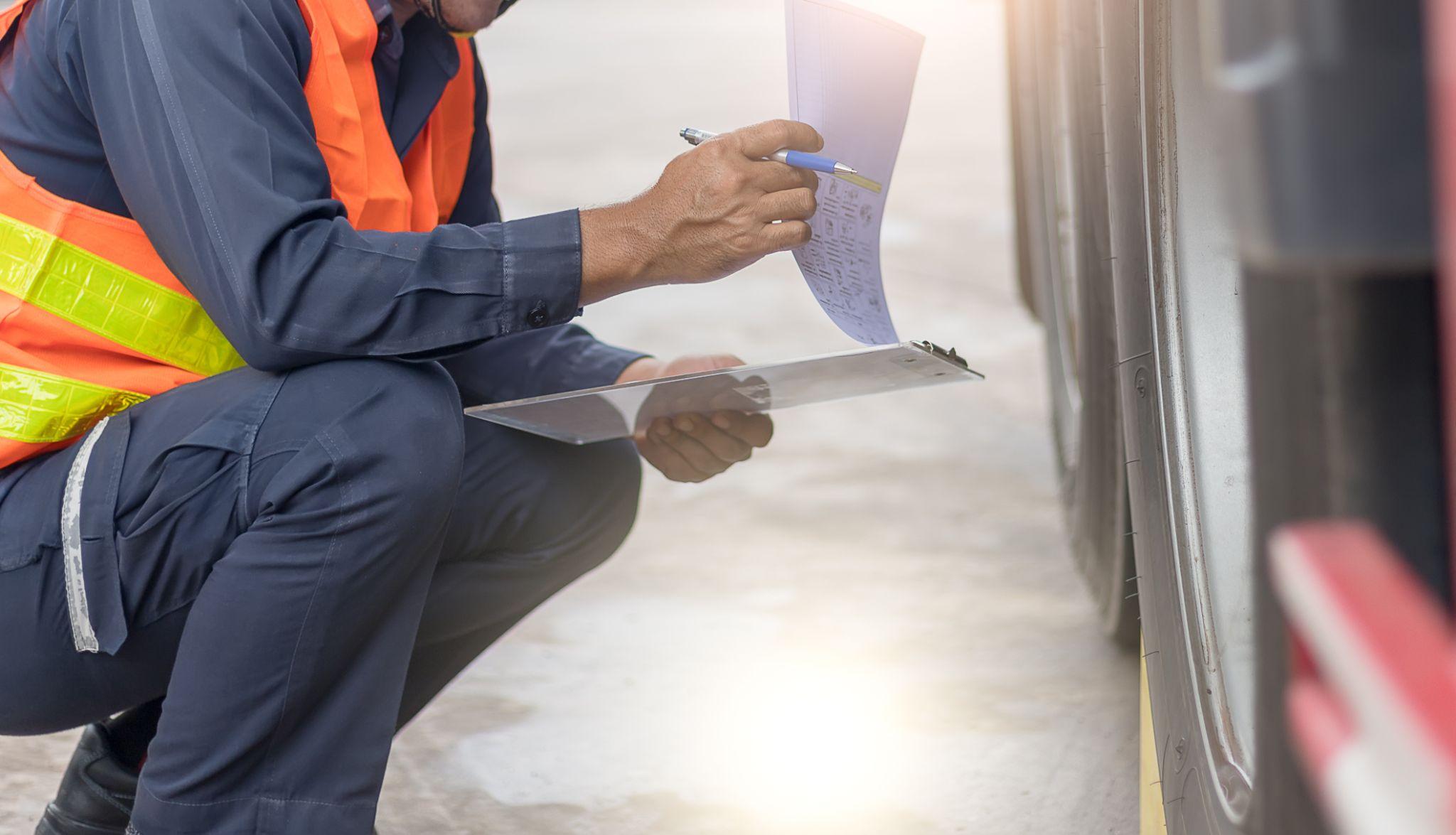 Rush Hour Inspection 7-Step Guide to Passing Roadside Inspections | SurburbanSeats.com