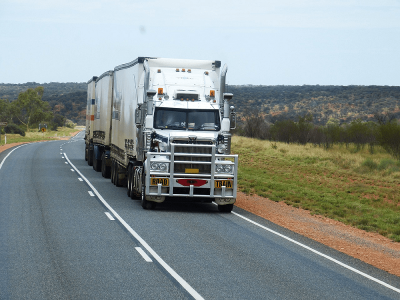 What You Need to Know About Being a Long Haul Trucker